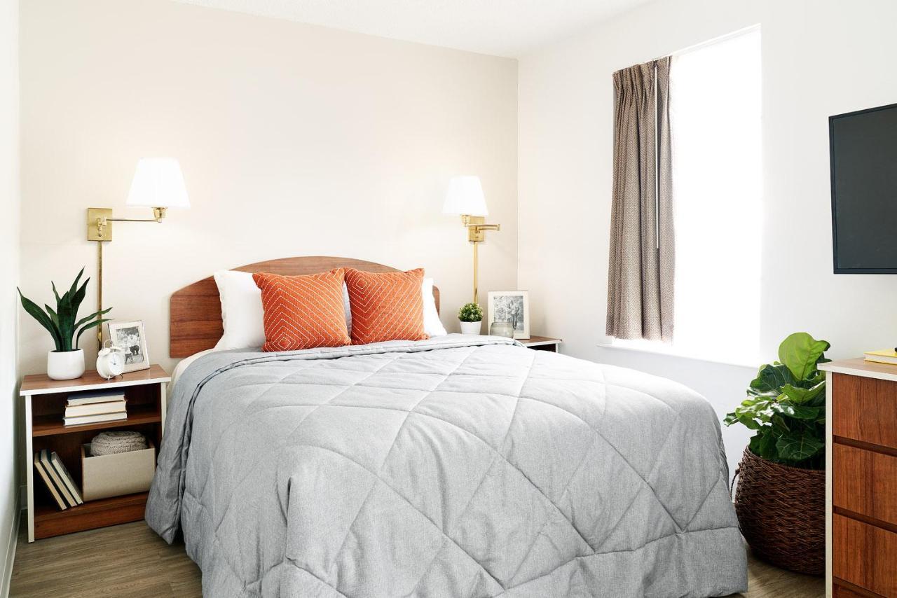 Intown Suites Extended Stay Chicago Il - Oakbrook Villa Park Exteriér fotografie